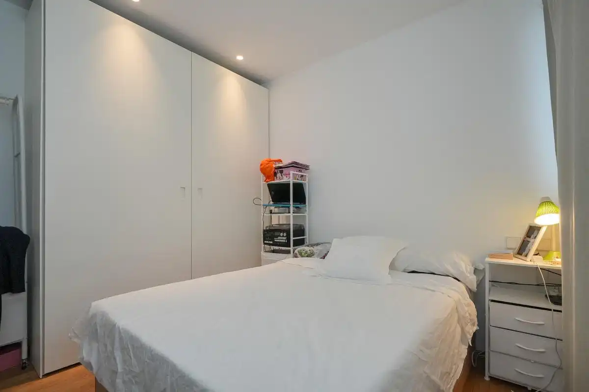 Habitación de Piso en venta en Madrid con Aire acondicionado, Calefacción y Jardín privado