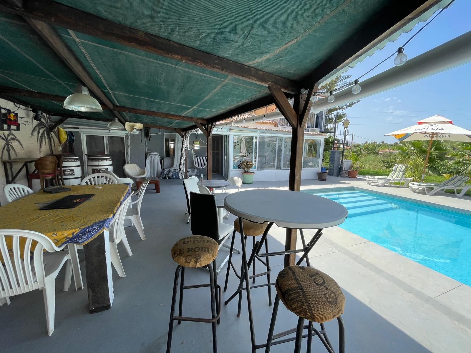 Terrassa de Casa o xalet en venda en Alhaurín El Grande amb Aire condicionat, Jardí privat i Terrassa