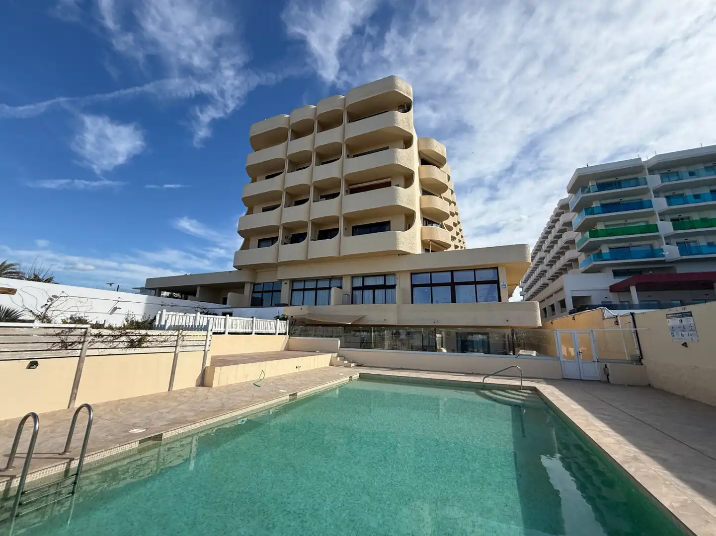Exterior view of Apartments for sale in Sant Josep de sa Talaia  with Air Conditioner, Heating and Terrace