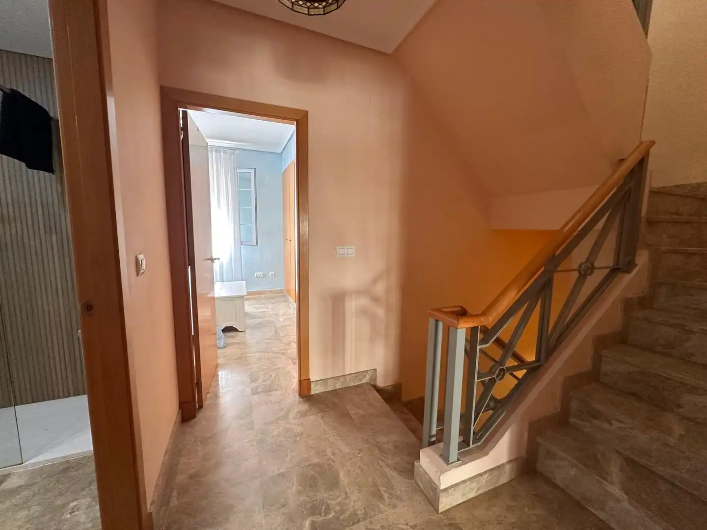 Casa adosada en venta en Montequinto con Aire acondicionado y Calefacción