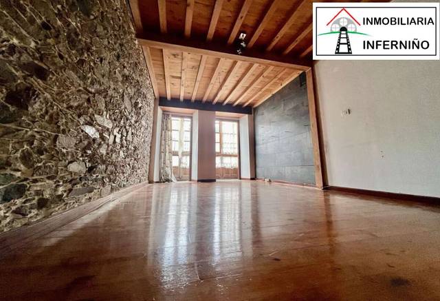 Casa adosada en Venta en Cedeira