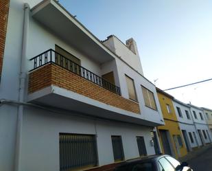 Exterior view of Building for sale in Requena