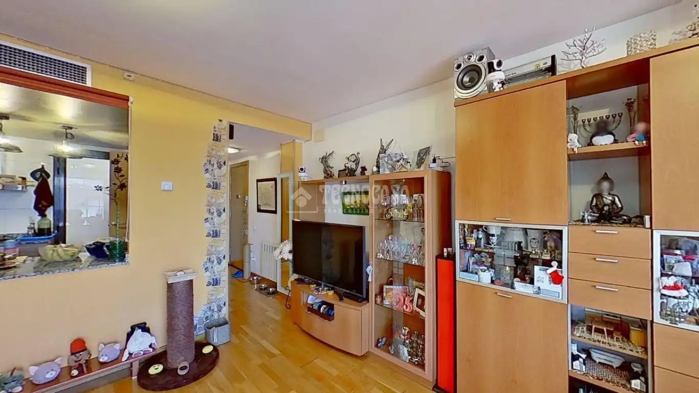 Sala d'estar de Pis en venda en Vic amb Aire condicionat i Balcó