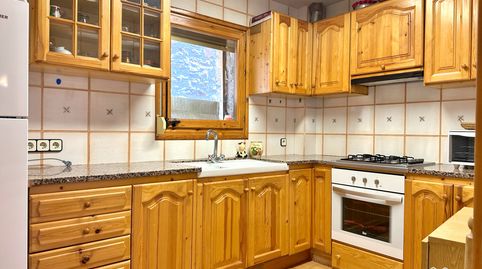 Foto 5 de Casa adosada en venta en Passatge Perdigai, Planoles, Girona