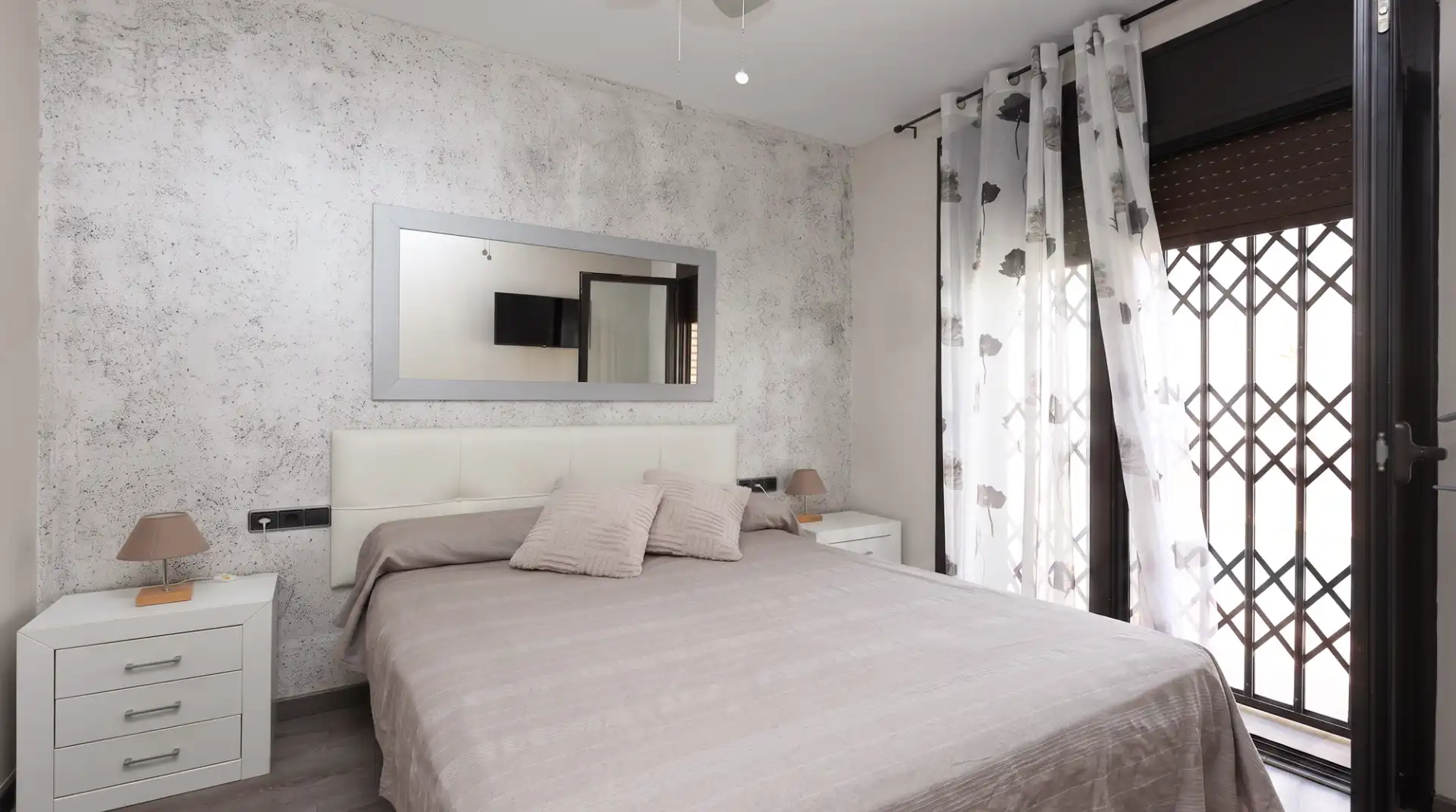 Habitación de Casa o chalet en venta en Viladecans con Aire acondicionado, Calefacción y Jardín privado