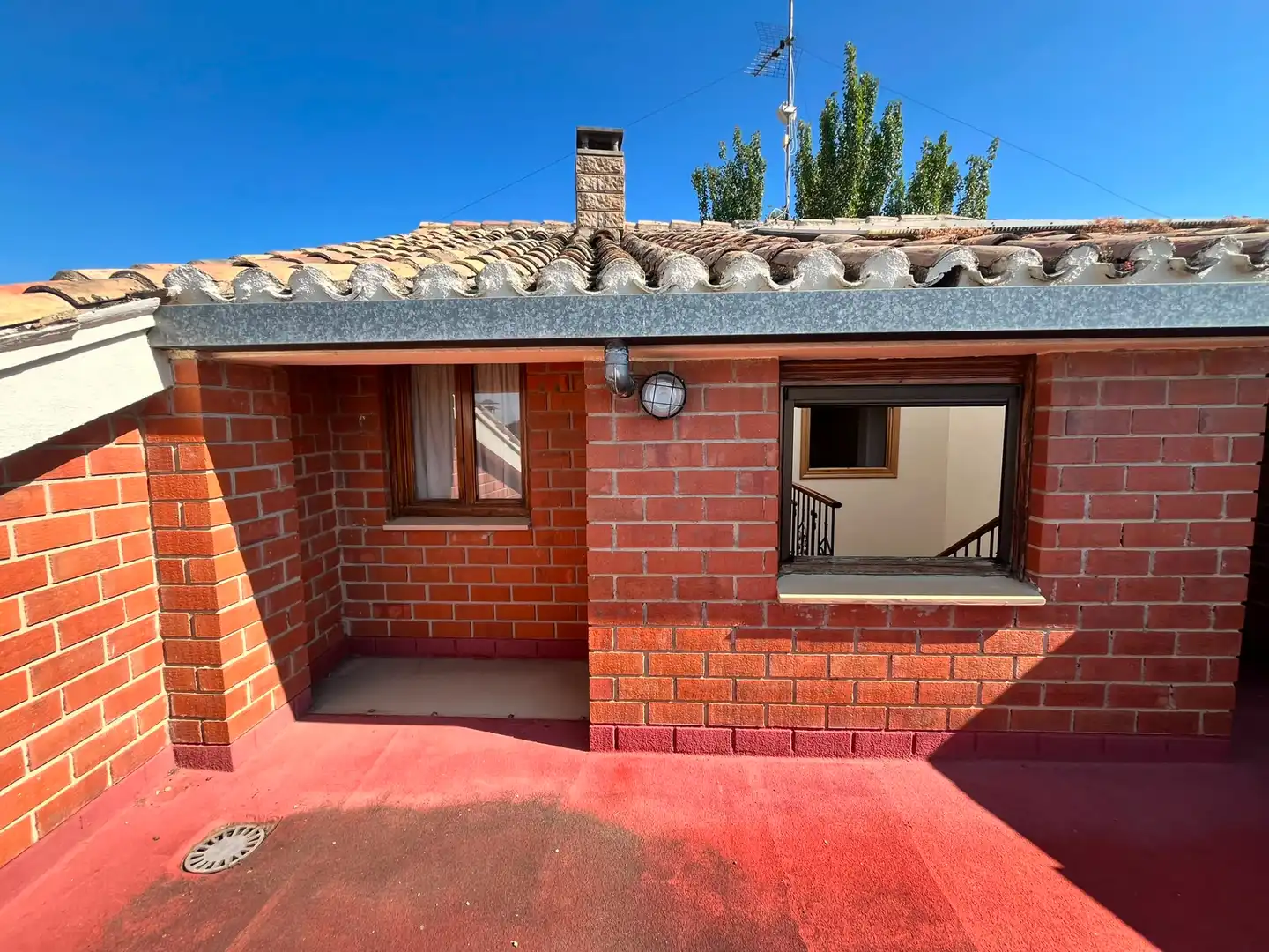 Terrassa de Casa adosada en venda en Samaniego amb Calefacció, Parquet i Terrassa