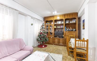 Sala d'estar de Apartament en venda en  Madrid Capital amb Aire condicionat i Calefacció