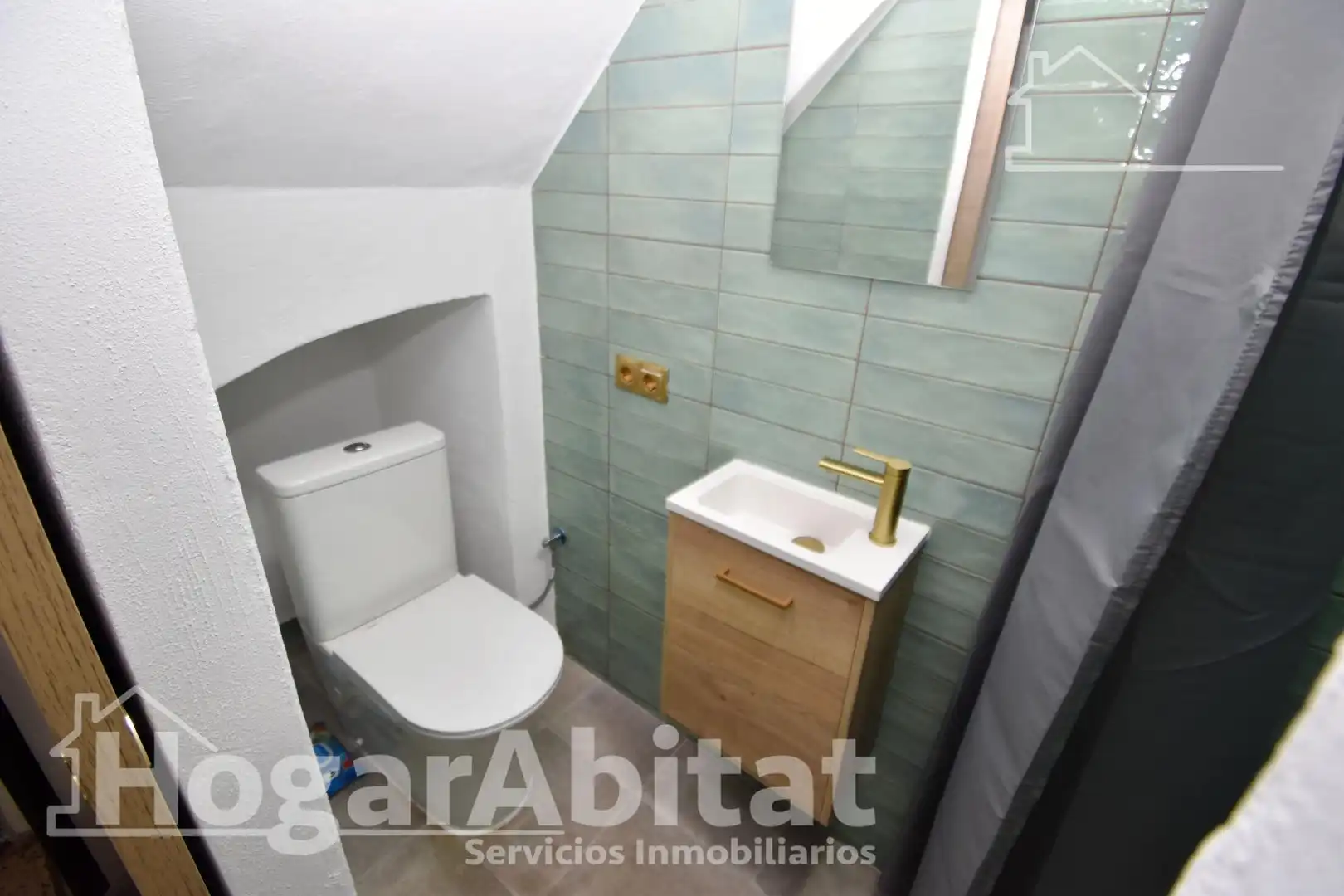 Bathroom of Houses for sale in Sueca  with Air Conditioner, Terrace and Furnished