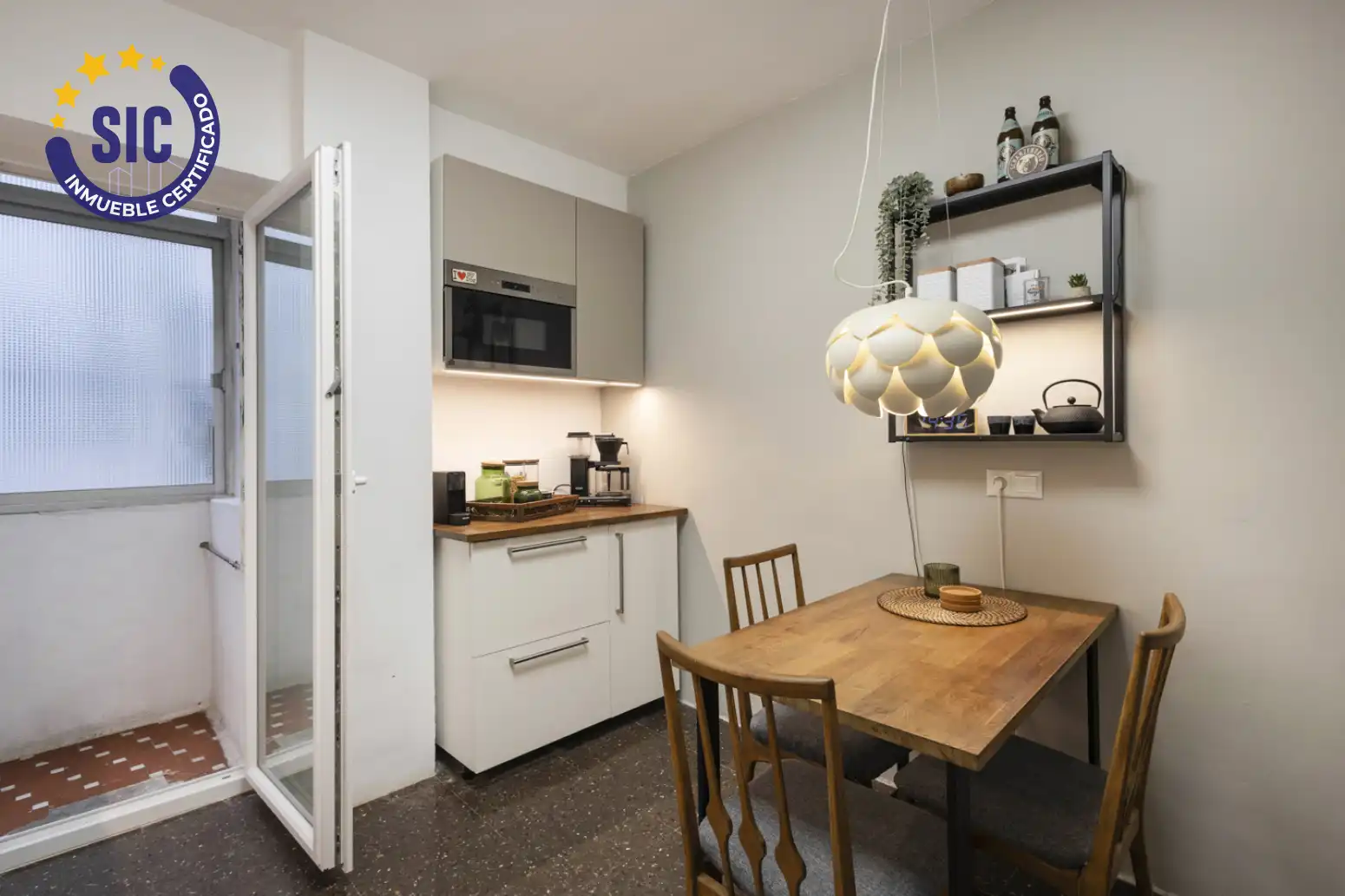 Kitchen of Flat for sale in Valencia  with Air Conditioner and Terrace