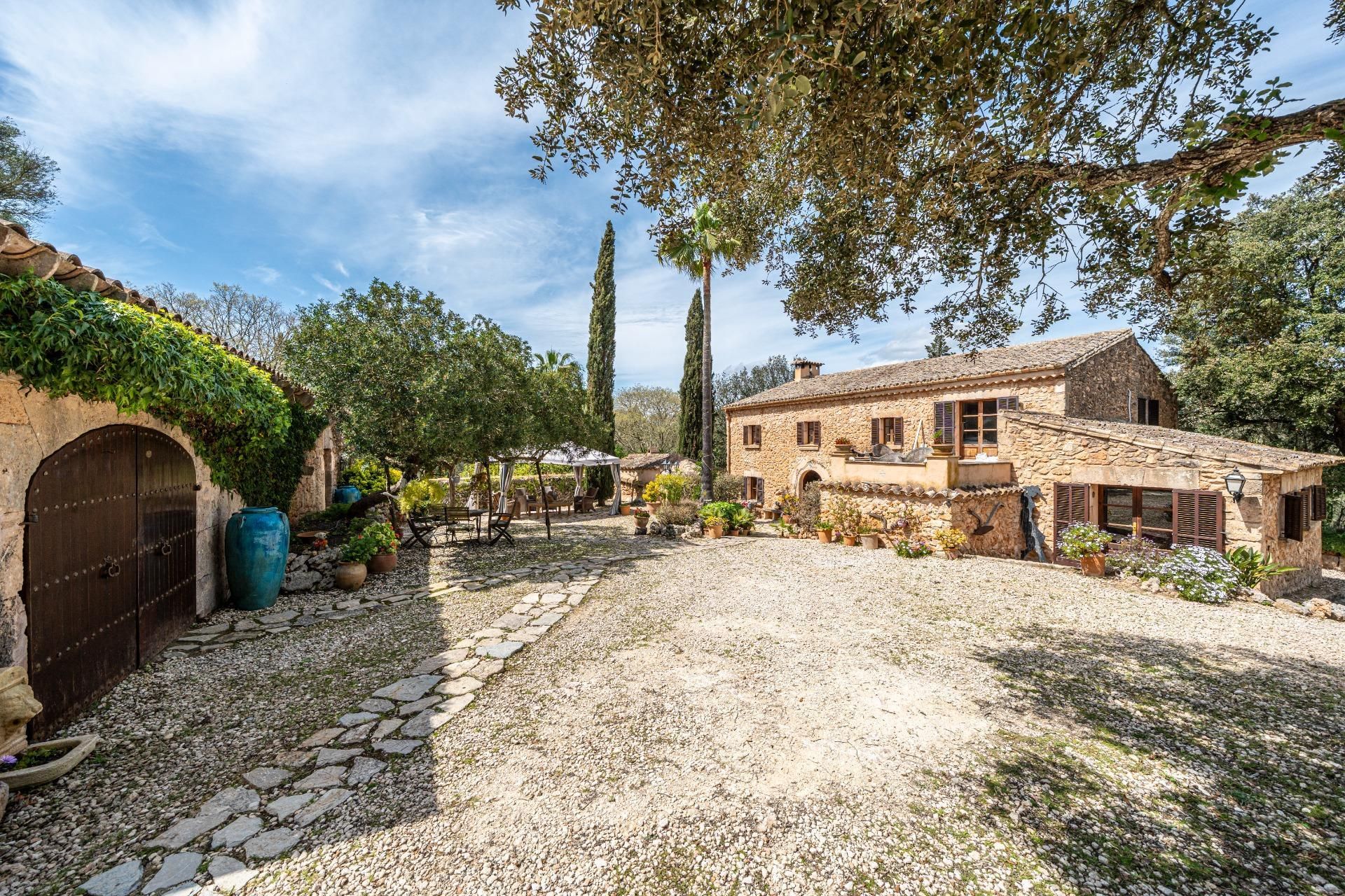 Exterior view of Country house for sale in Algaida  with Air Conditioner, Heating and Private garden