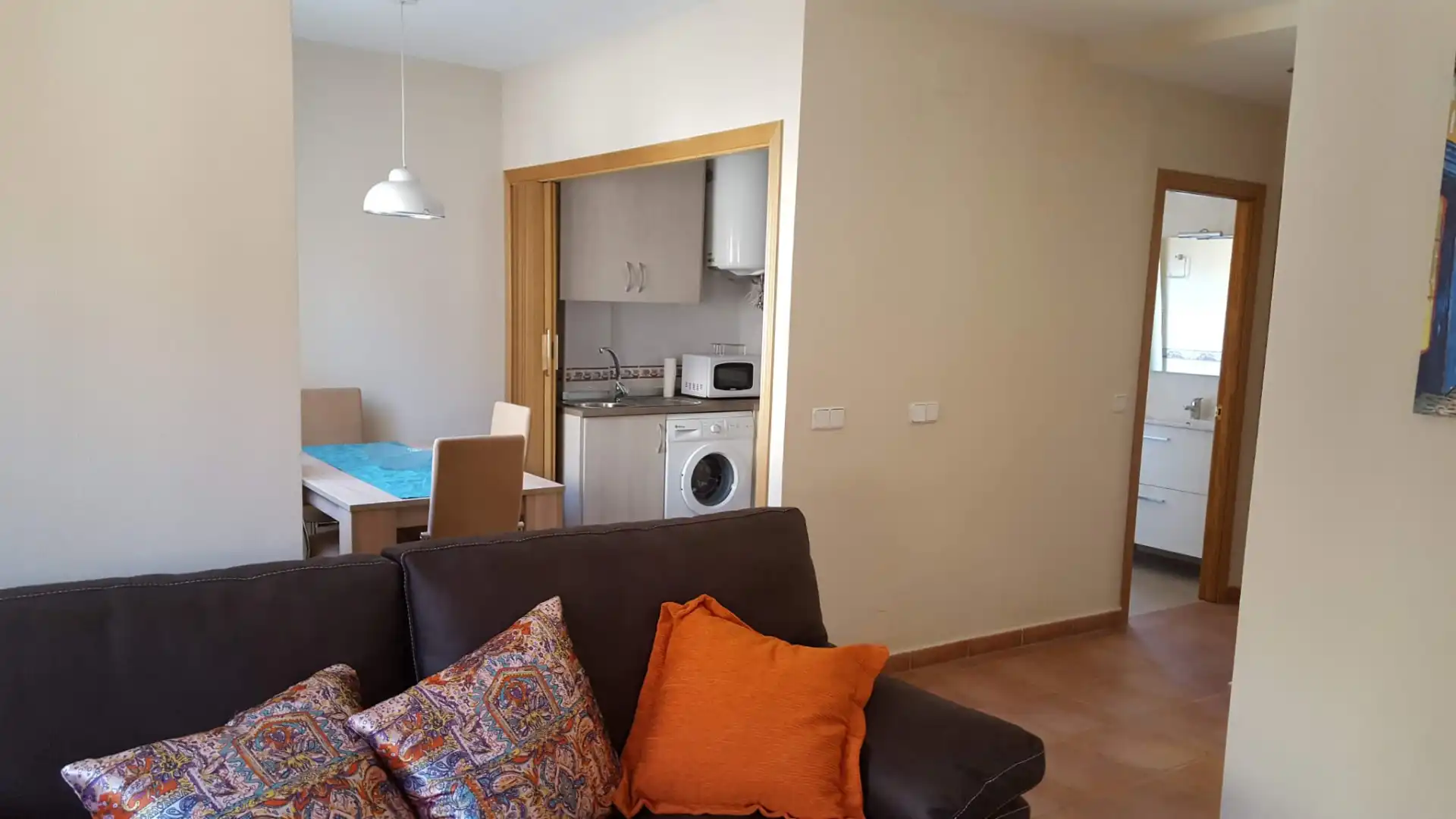 Sala d'estar de Apartament de lloguer en Toledo amb Aire condicionat, Calefacció i Parquet