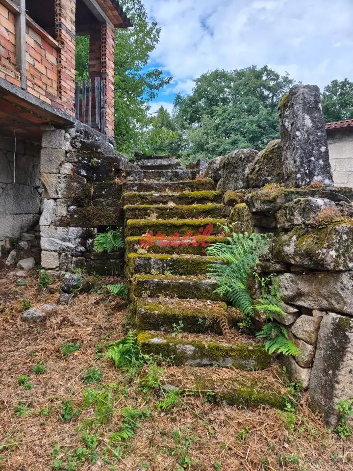 Jardí de Finca rústica en venda en Amoeiro amb Calefacció, Jardí privat i Balcó