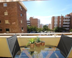 Vista exterior de Apartament en venda en Benalmádena amb Aire condicionat, Jardí privat i Terrassa