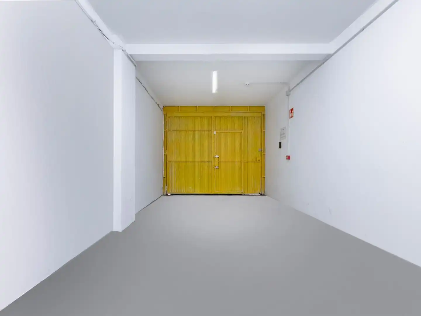 Storage room for rent in Madrid  with Alarm