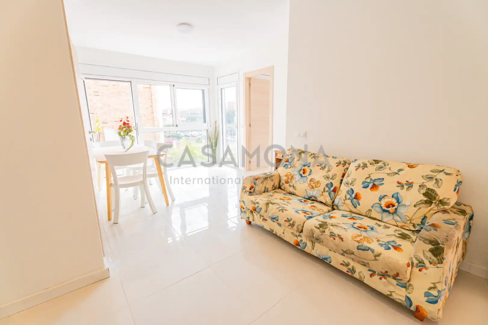Living room of Houses for rent to own in Barcelona  with Air Conditioner, Heating and Private garden