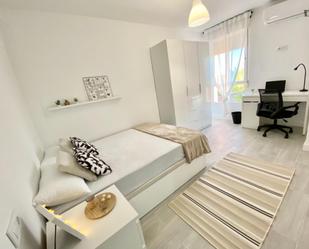 Dormitori de Apartament per a compartir en Getafe amb Moblat, Forn i Rentadora