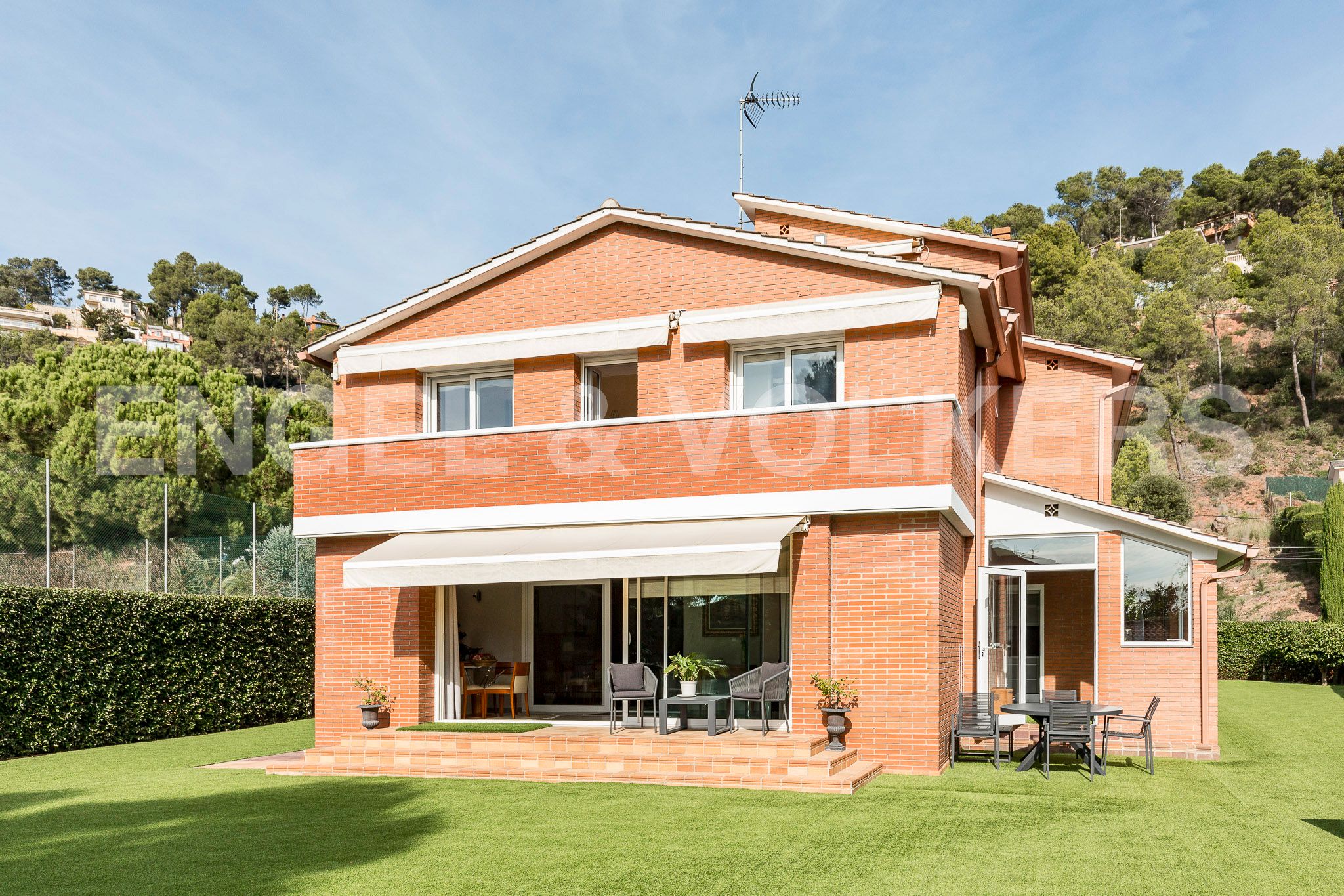 Jardín de Casa o chalet en venta en Pallejà con Aire acondicionado, Calefacción y Jardín privado