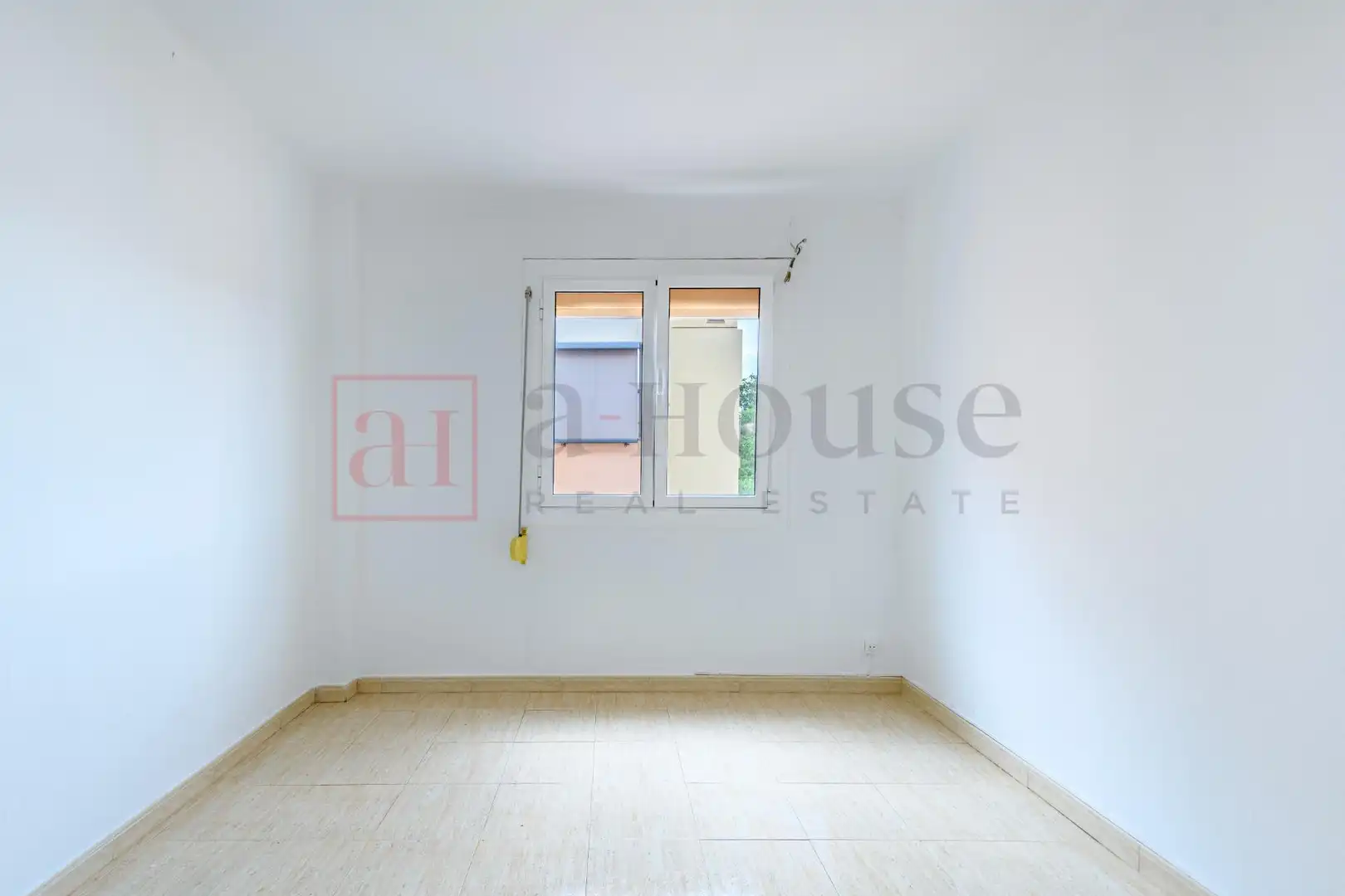 Habitación de Piso en venta en Barcelona con Trastero y Balcón