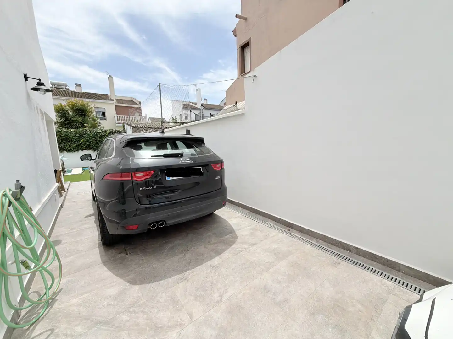 Parking de Casa adosada en venta en Espartinas con Aire acondicionado, Jardín privado y Parquet