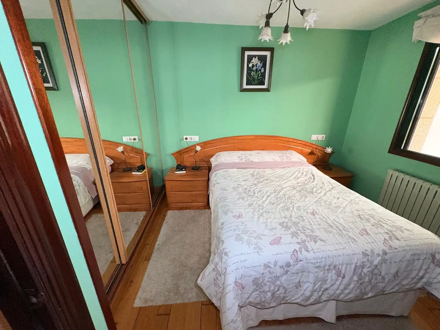 Habitación de Casa o chalet en venta en Santiago de Compostela  con Calefacción, Jardín privado y Terraza