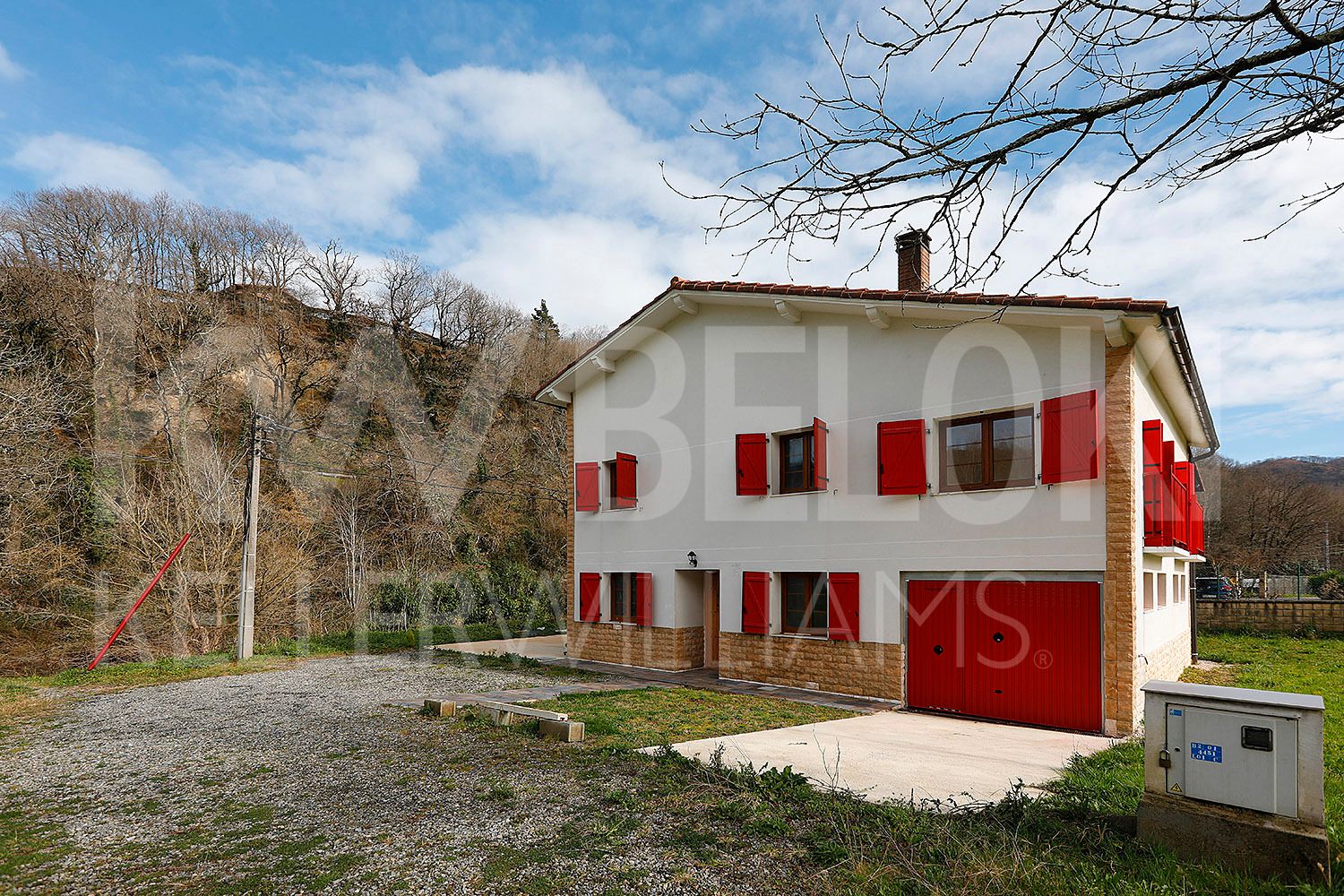 Vista exterior de Casa o xalet en venda en Sunbilla amb Calefacció, Jardí privat i Balcó