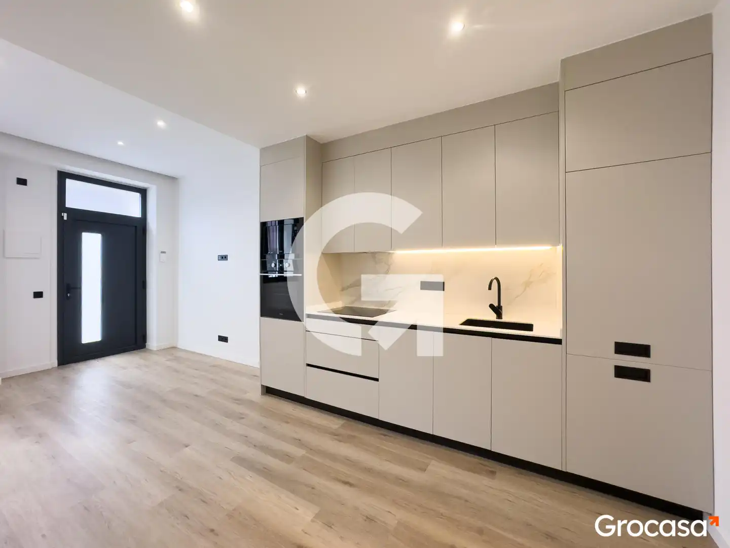 Cocina de Piso en venta en Barcelona con Aire acondicionado, Calefacción y Horno