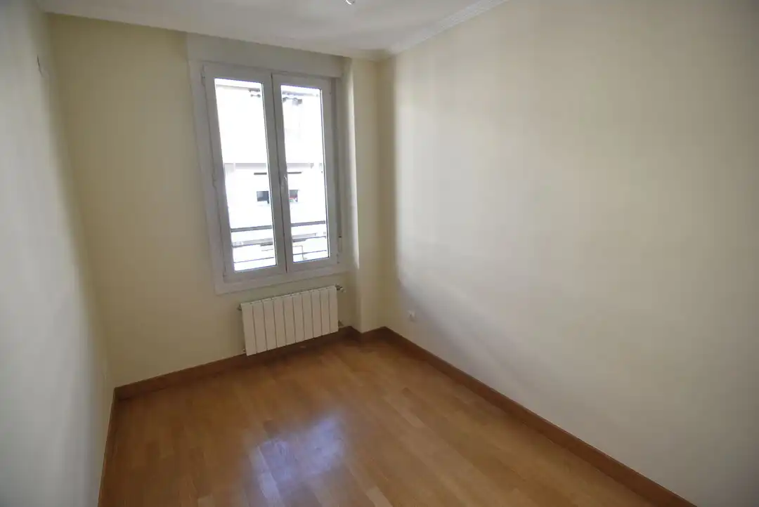 Habitación de Dúplex en venta en Eibar con Calefacción