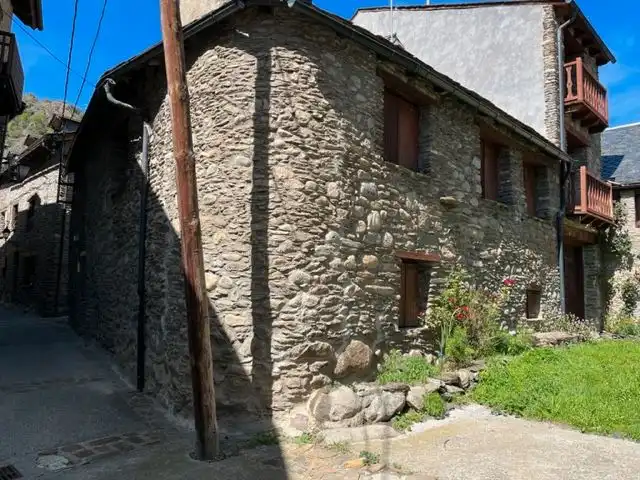 Vista exterior de Casa o chalet en venta en Alt Àneu con Calefacción