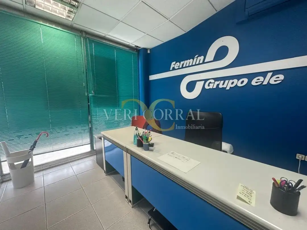 Commercial properties for rent in Oviedo   with Air Conditioner