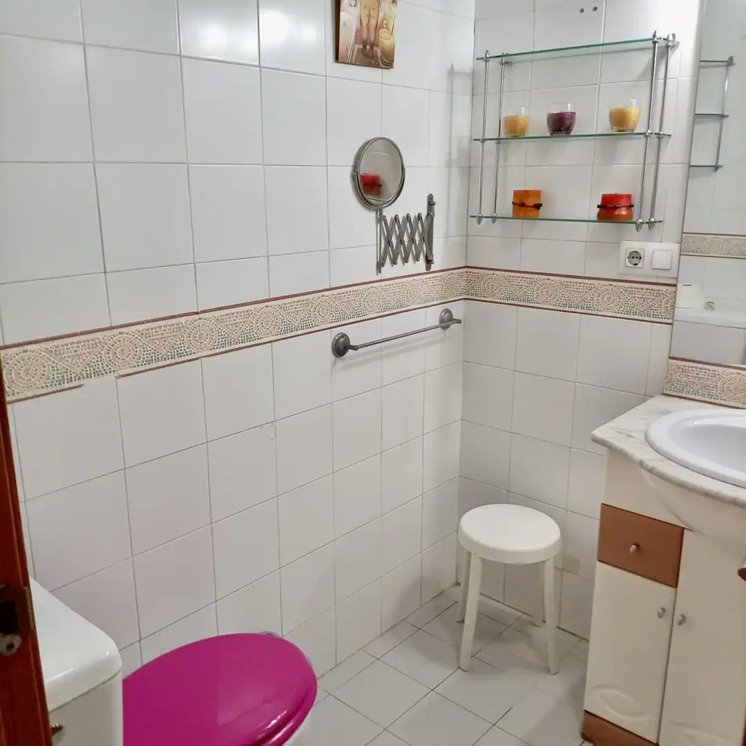 Bany de Pis en venda en Camas amb Aire condicionat i Calefacció