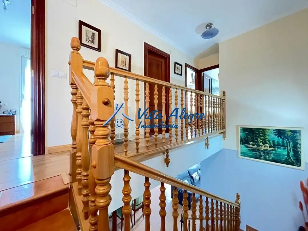 Detached homes for sale in Anguciana  with Heating, Private garden and Terrace