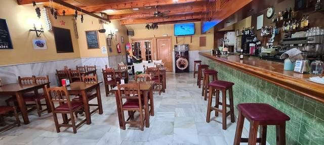 Local comercial en Alquiler en Híjar