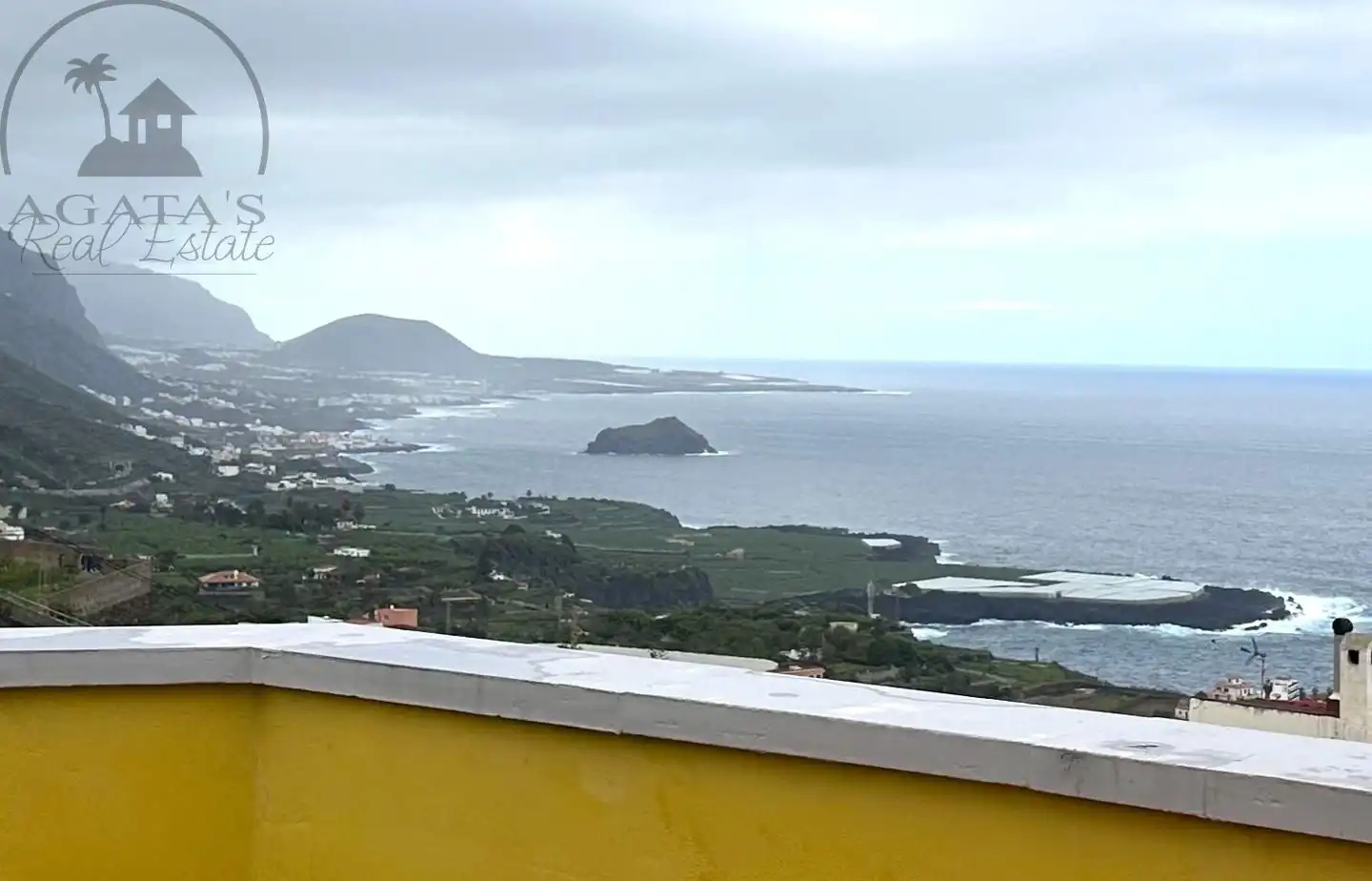 Vista exterior de Casa o xalet en venda en Icod de los Vinos amb Terrassa