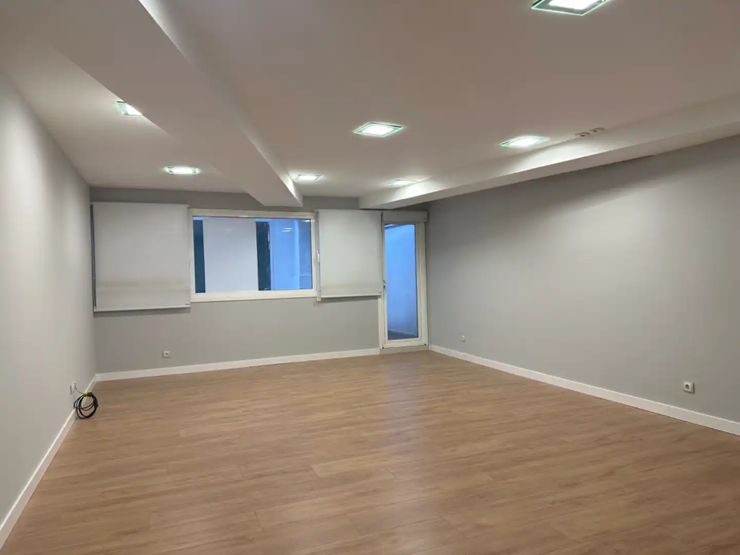 Büro zur Miete in Santiago de Compostela  mit Terrasse