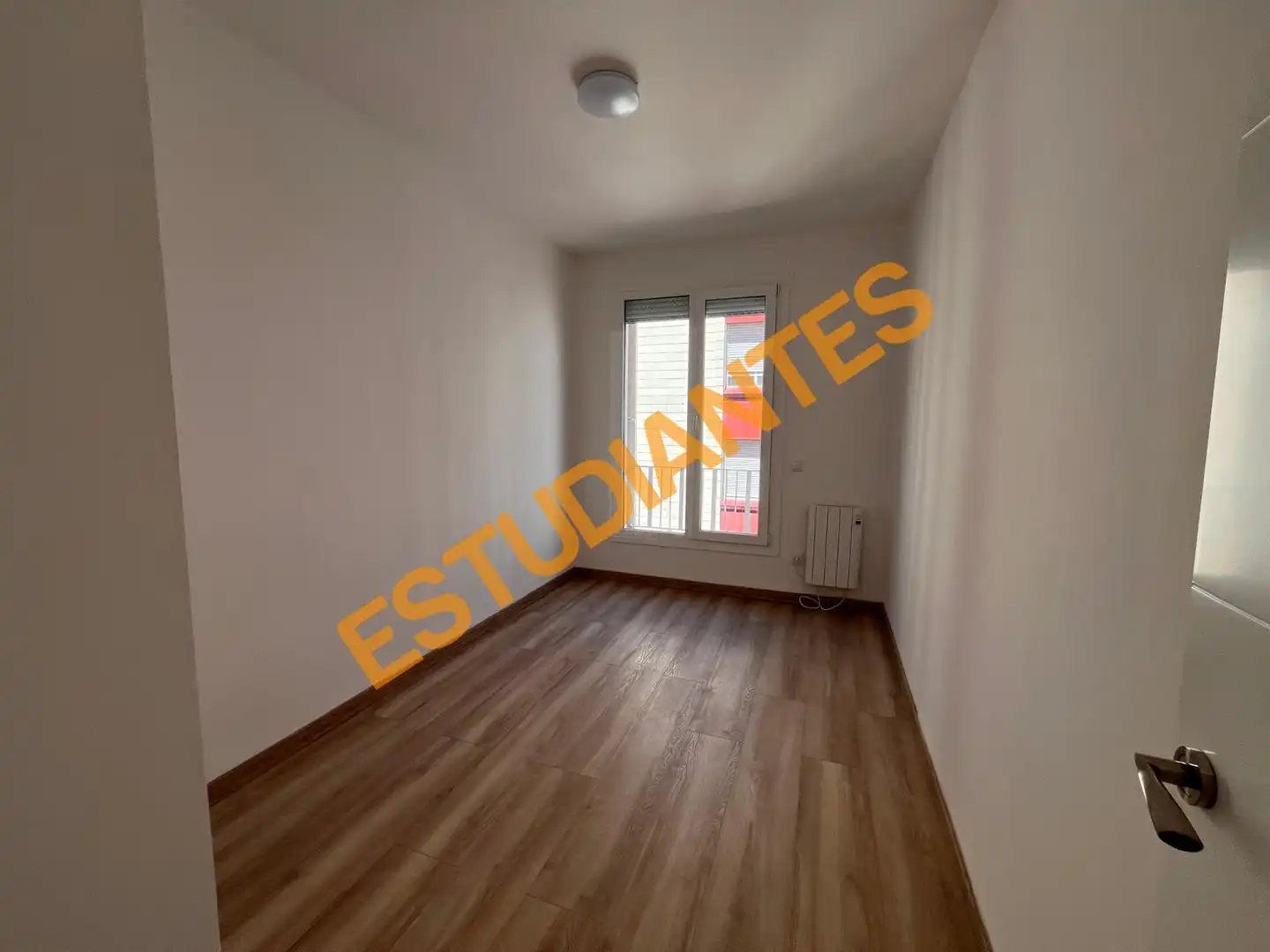 Schlafzimmer von Wohnung zur Miete in Lleida mit Heizung, Parkett und Möbliert