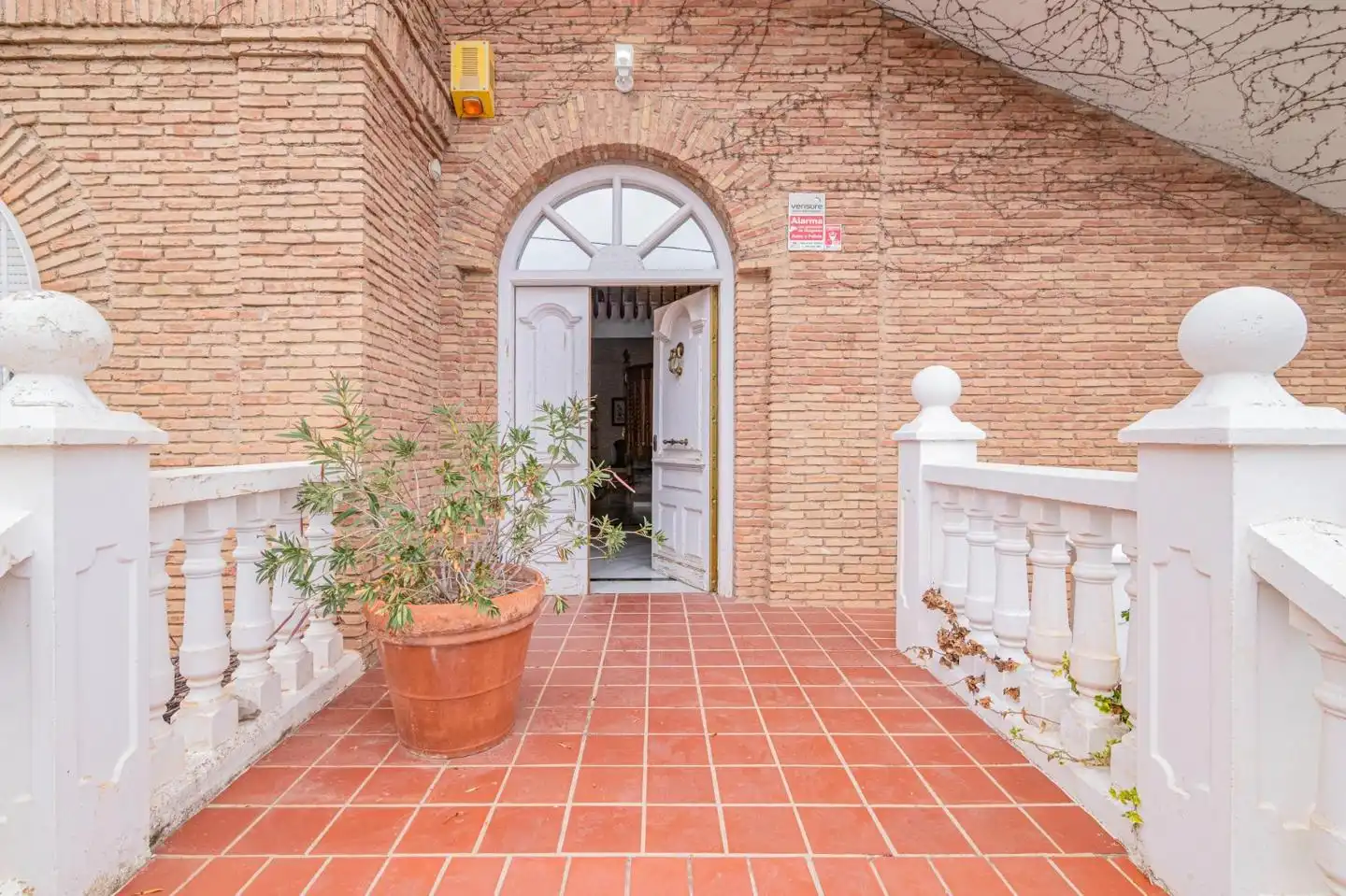Casa o xalet en venda en La Zubia amb Calefacció, Jardí privat i Terrassa