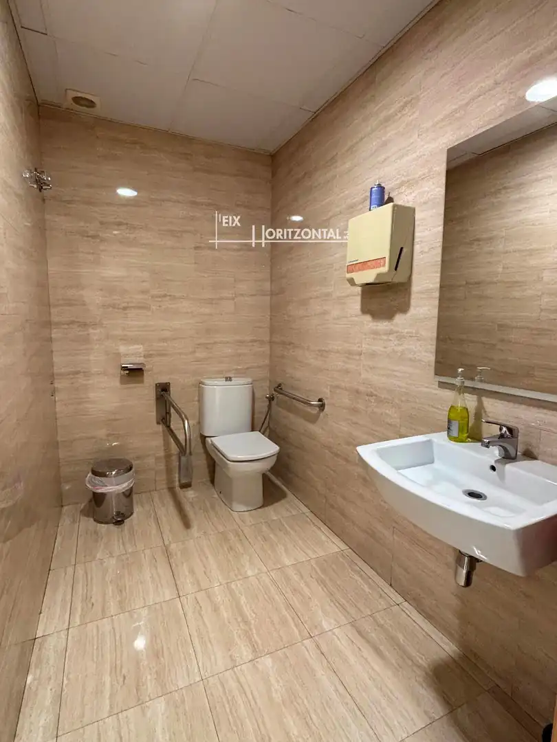Business premises for sale in Roca de, imagen 8