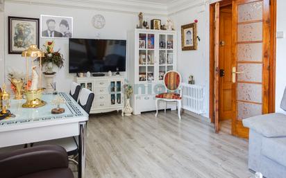 Living room of Flat for sale in Girona Capital  with Heating and Storage room