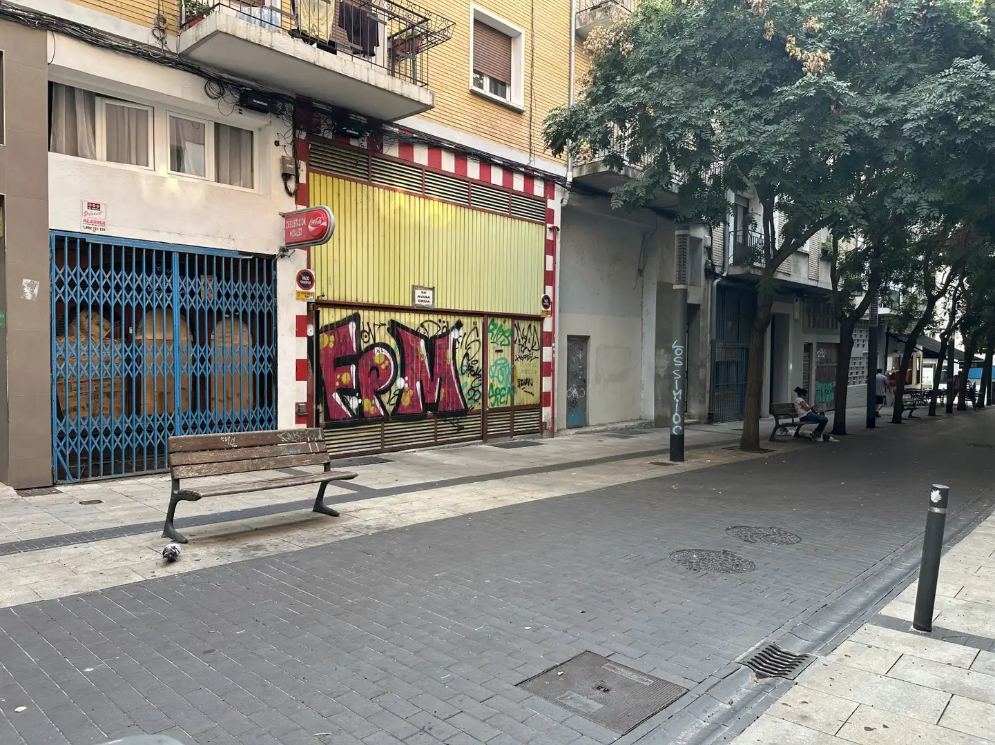 Exterior view of Garage for sale in  Pamplona / Iruña