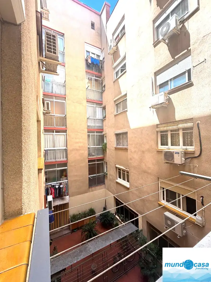 Balcony of Flat for sale in Zaragoza  with Heating, Terrace and Furnished