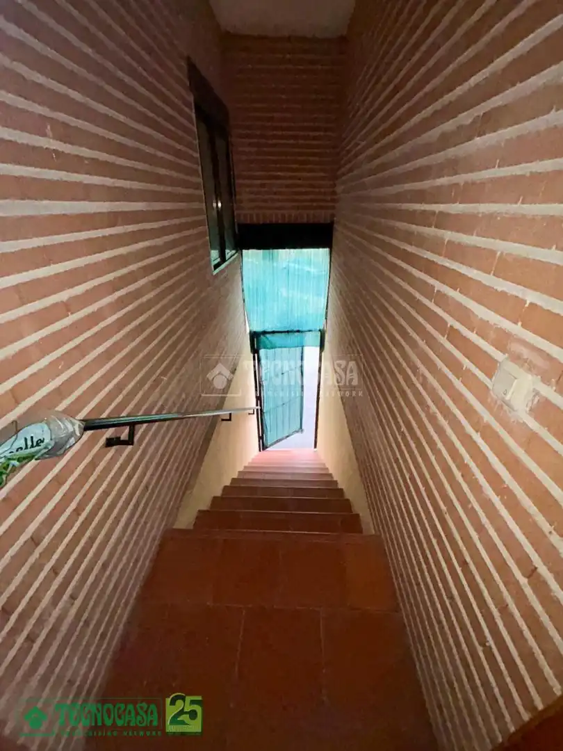 Casa adosada en venda a C. Cela, Huerta de Valdecarábanos