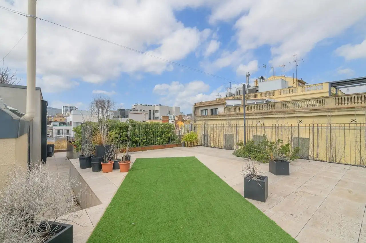 Terrasse von Dachboden zum Verkauf in Barcelona mit Klimaanlage, Heizung und Terrasse