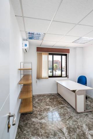 Oficina en Alquiler en La Ermita