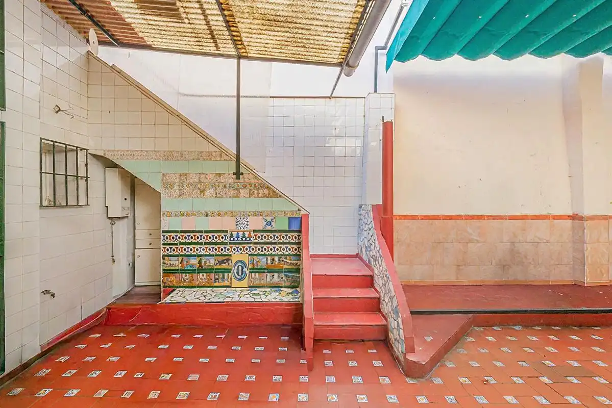 Casa adosada en venda en Sevilla amb Aire condicionat, Calefacció i Jardí privat
