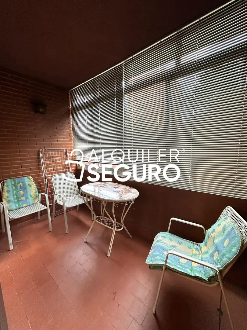 Terrassa de Pis de lloguer en Madrid amb Calefacció, Terrassa i Moblat