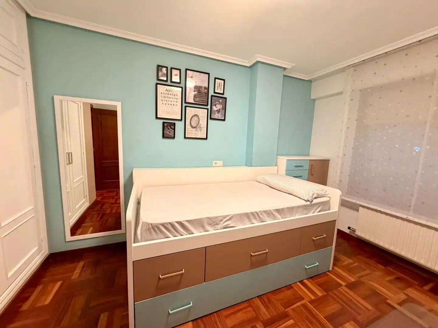 Schlafzimmer von Wohnung zur untervermieten in Illera