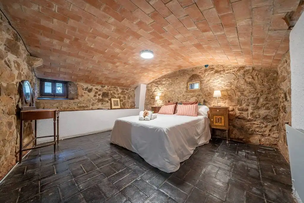 Casa rústica amb piscina en venda a Llagostera, imagen 33