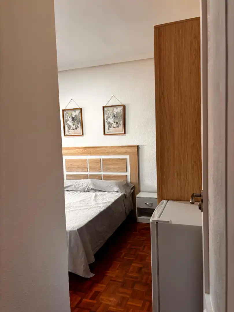 Schlafzimmer von Wohnung zur untervermieten in Burgos mit Möbliert