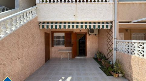 Bungalow con terraza, en la provincia de Alicante, en la ciudad de Torrevieja, en la zona de Playa de los Náufragos. 3 habitacione, imatge 5