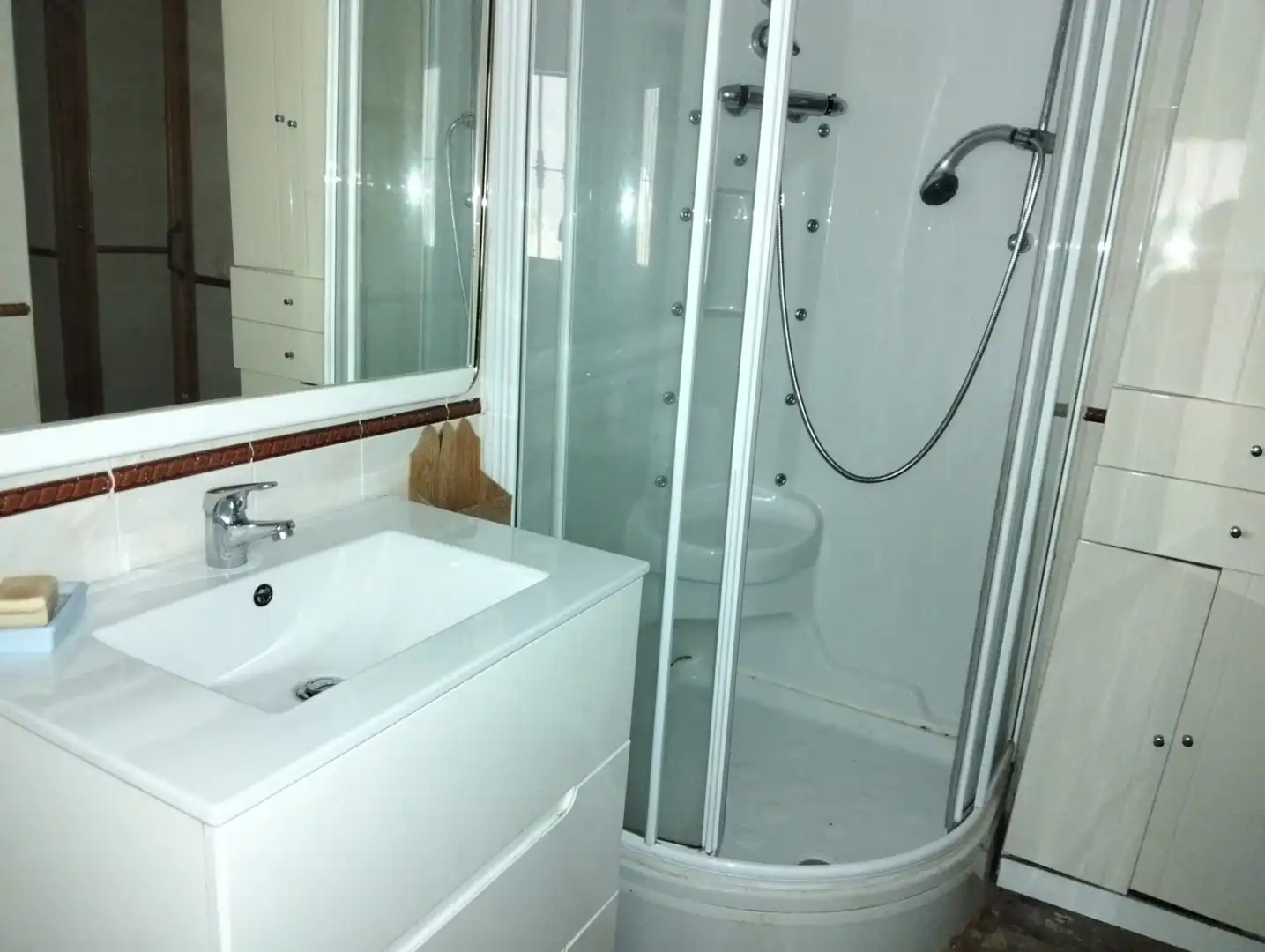 Bany de Casa o xalet en venda en Cáceres amb Aire condicionat, Jardí privat i Piscina